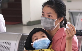 Video: Không đeo khẩu trang khi ra đường bị phạt đến 300.000 đồng