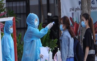 Video: Thêm 3 ca nhiễm COVID-19 liên quan đến Bệnh viện Bạch Mai