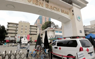 Video: Thắt chặt an toàn y tế, phong tỏa khu nhà ăn bệnh viện Bạch Mai