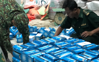 Video: Bắt giữ 36.000 khẩu trang y tế không rõ nguồn gốc