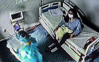 Video: Ca nhiễm thứ 21 cùng ngồi trên máy bay với nữ quản lý khách sạn ở Hà Nội