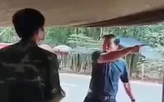 Video: Cách toàn bộ chức vụ trong Đảng đối với phó chủ tịch HĐND chống đối chốt kiểm dịch