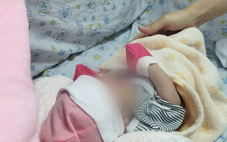 Video: Sản phụ bỏ rơi con sau 1 ngày sinh tại bệnh viện quận Tân Phú