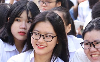 Video: Báo Tuổi Trẻ tư vấn tuyển sinh ở TP.HCM, Hà Nội, Đà Nẵng