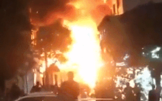 Video: Khoảnh khắc nổ lớn ở phòng khám, ít nhất 19 người chết