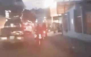 Video: Cảnh sát rượt đuổi đối tượng ngáo đá trộm xe ôtô ở Đồng Nai