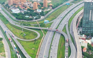 Video: Ngắm tuyến metro số 1 Bến Thành - Suối Tiên từ trên cao