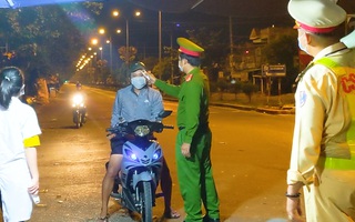 Video: Xe máy, ôtô cá nhân được ra vào Đà Nẵng từ 0g ngày 5-9