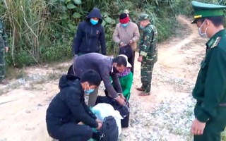 Video: Bắt 6 đối tượng nhập cảnh trái phép vào Việt Nam