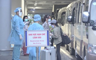 Video: Phát hiện nữ hành khách trở về từ Anh nhiễm biến thể mới của virus corona