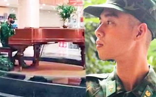 Video: 'Bất ngờ' tiếng đàn Tiêu Nghĩa Phong ở sảnh Bệnh viện Quân y 175