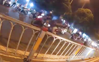 Video: Gay cấn cảnh sát hình sự nổ súng truy đuổi 2 tên trộm ở TP.HCM