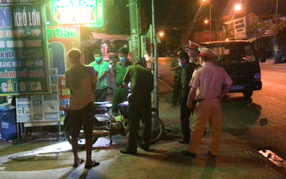 Video: Sau tai nạn, tài xế xe tải đưa người đi cấp cứu, gửi xe nạn nhân rồi ‘biến mất’