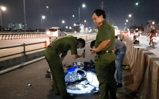 Video: Một người gục chết sau khi ngã xe, bạn đi cùng khai có sử dụng ma túy
