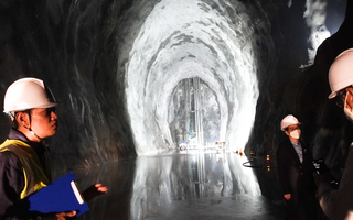 Video: Cận cảnh kho ngầm dài gần 4,8km, sâu 200 mét ở thị xã Phú Mỹ