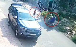 Video: Người lớn lơ là, trẻ con đối mặt tình huống cực kỳ nguy hiểm