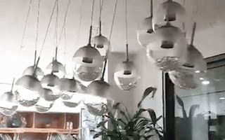 Video: Nhà cao tầng ở Hà Nội rung lắc do ảnh hưởng của động đất