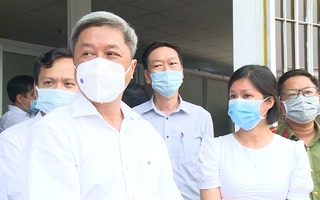 Video: Thứ trưởng Bộ Y tế Nguyễn Trường Sơn sang Lào hỗ trợ chống dịch COVID-19