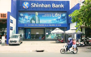 Video: Ai từng đến ngân hàng Shinhan Việt Nam ở quận Tân Bình liên hệ gấp cơ quan y tế