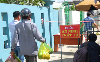 Video: Một ngư dân nghi mắc COVID-19, phong tỏa 129 hộ dân ở Bà Rịa - Vũng Tàu