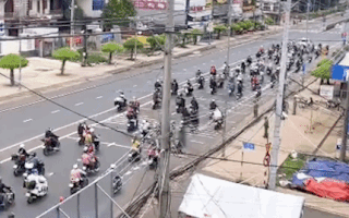 Video: Cảnh sát dẫn đường cho hàng ngàn xe về Tây Nguyên tránh dịch