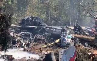 Video: Máy bay quân sự Nga rơi khi bay thử nghiệm, 3 người thiệt mạng