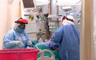 Video: Ứng phó biến thể Delta, nhiều nước triển khai liều vắc xin tăng cường; Việt Nam cần tiêm 500.000 mũi/ngày mới kịp tiến độ