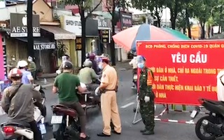 Video: Công an phát hiện, cảnh báo nhiều F0 'đi trên đường', hàng chục trường hợp có 'có giấy đi đường'