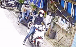 Video: Thanh niên trộm xe tay ga 40 triệu trong tích tắc, người đàn ông đuổi theo trong vô vọng