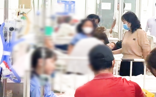 Video: Nhiều học sinh lớp 3 tại Tiền Giang nhập viện sau khi uống sữa ở trường, đang tìm nguyên nhân