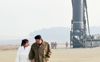 Video: Ông Kim Jong Un muốn Triều Tiên có vũ khí hạt nhân mạnh nhất thế giới