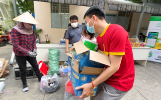 Video: 'Mang rác lên phường đừng mang rác ra đường'