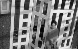 Video: Bắt được nghi phạm 'câu' chìa khóa, mở cửa hàng lấy 200 triệu đồng