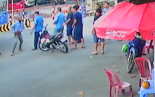 Video: Truy bắt nghi phạm đâm chết chủ xe khách tại bến xe Ngã Tư Ga
