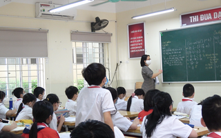 Video: Thông tin xôn xao ‘ép học sinh học lực trung bình không thi vào lớp 10’, hiệu trưởng kiến nghị gì?