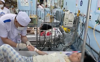 Video: Trẻ mắc sốt xuất huyết nặng tăng mạnh, các bệnh viện ở TP.HCM chuẩn bị ứng phó