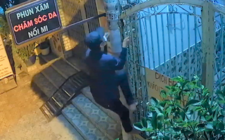 Video: Trích xuất camera ghi hình kẻ gian đột nhập nhà người dân lấy trộm tài sản