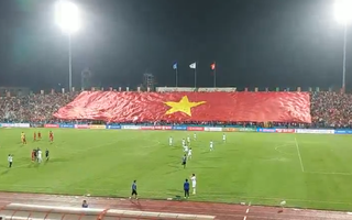 Video: Không thể cử hành quốc ca trước trận U23 Việt Nam - U23 Philippines do sự cố âm thanh