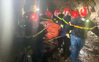 Video: Tìm thấy thi thể công nhân bị mắc kẹt 5 ngày trong hầm thuỷ điện ở Điện Biên