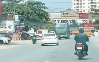 Video: Khởi tố tài xế say rượu lái 'xe điên' lạng lách trên quốc lộ ở Nghệ An
