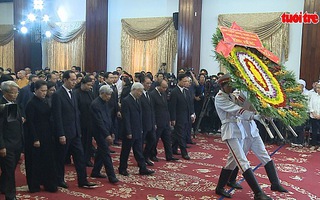 Các đoàn lãnh đạo Đảng, Nhà nước, Chính Phủ, Quốc hội và Mặt trận Tổ quốc viếng Nguyên Thủ tướng Phan Văn Khải