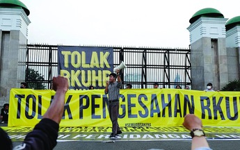 Indonesia: Những rắc rối của bộ hình luật mới
