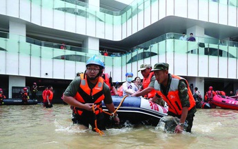 Biến đổi khí hậu 'gõ cửa' bệnh viện