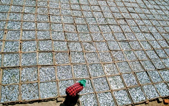 Làng cá nục khô ở Cửa Việt