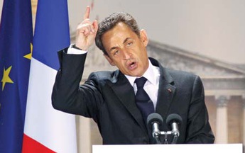 Màn bi hài kịch của ông Sarkozy