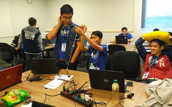 Facebook Hackathon và... bún bò đêm khuya