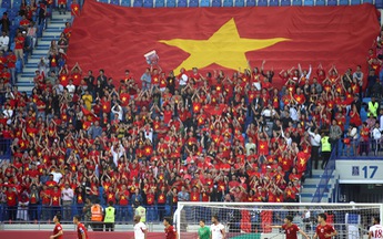 Những lá đại kỳ tiếp lửa cho bóng đá Việt