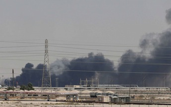 Vụ tấn công nhà máy lọc dầu Saudi Arabia: Một kiểu chiến tranh ngoài sức tưởng tượng