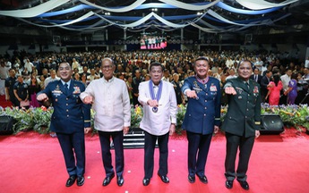 Philippines: Khi quân đội theo gót tổng thống