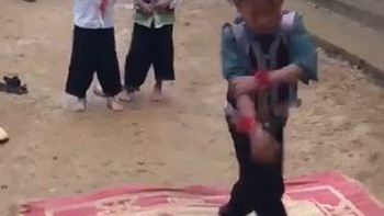 Học sinh vùng cao nhảy hiphop điêu luyện